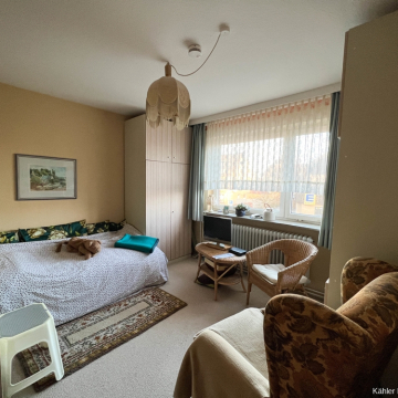 Schlafzimmer 1  1. OG
