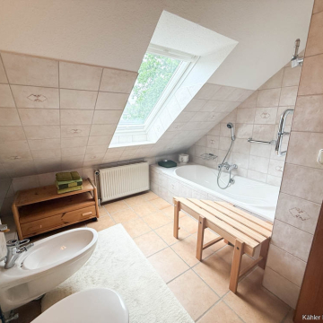 Badezimmer im Dachgeschoss Badezimmer im Dachgeschoss
